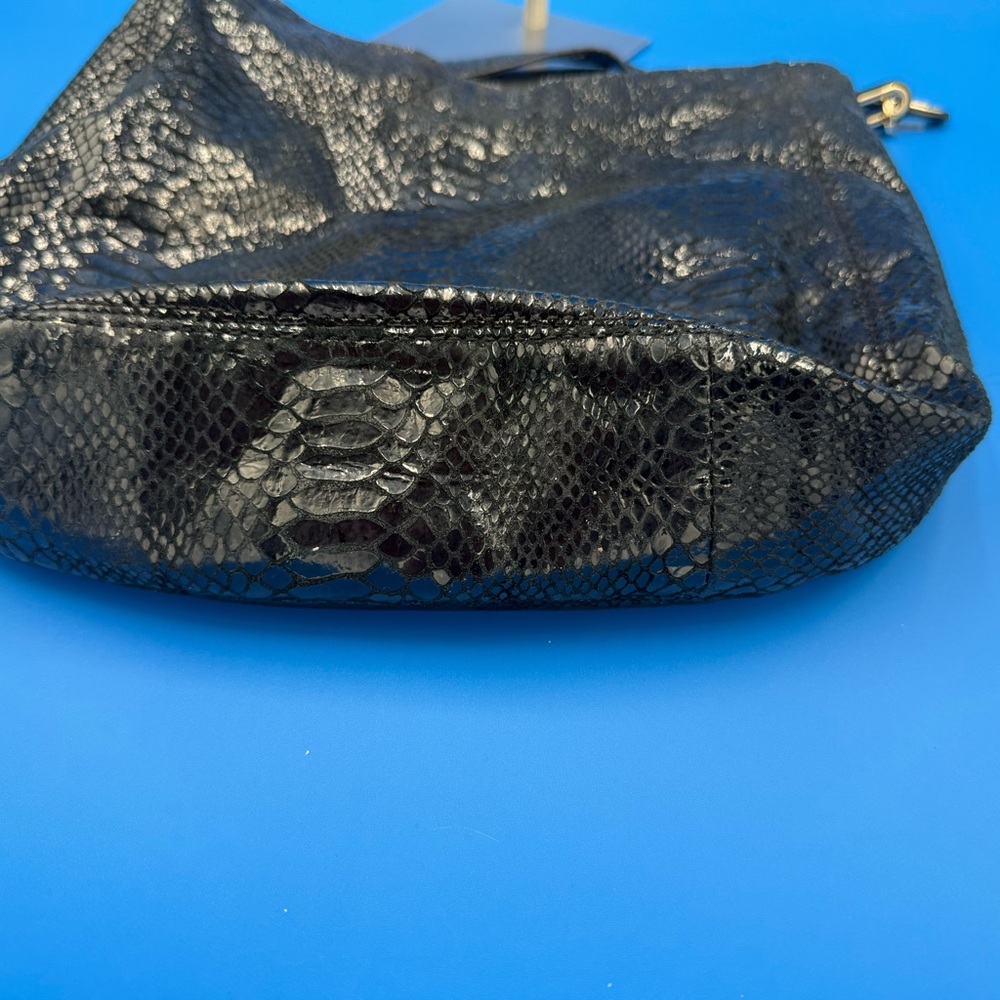 Michael Kors Black Textured Shoulder Bag - Picture 3 of 6